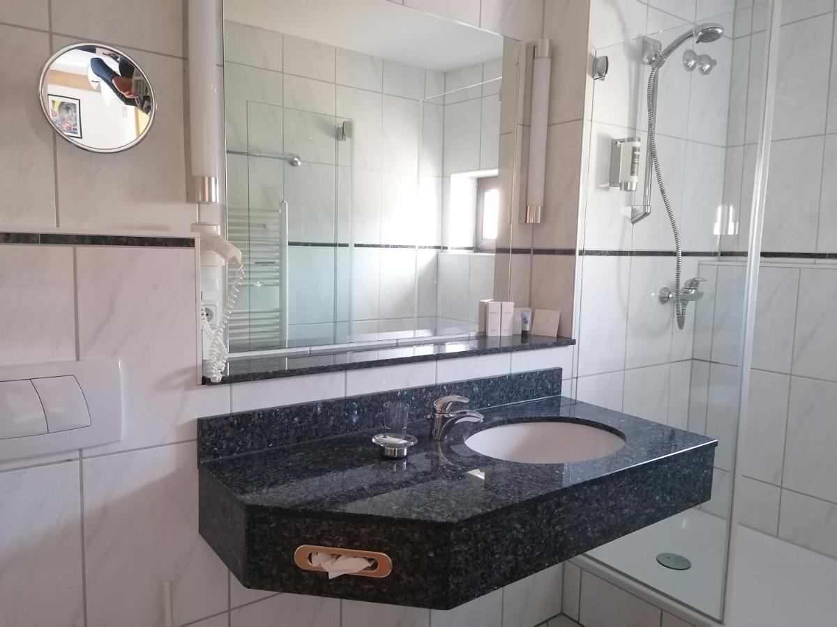 Hessischer Hof Ober-Ramstadt Ngoại thất bức ảnh